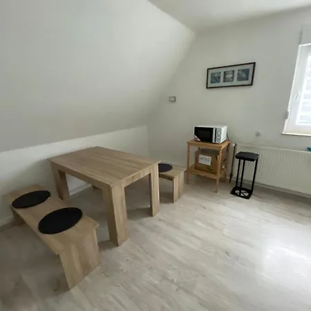 Mig Monteurzimmer 招待所 Kirchlengern